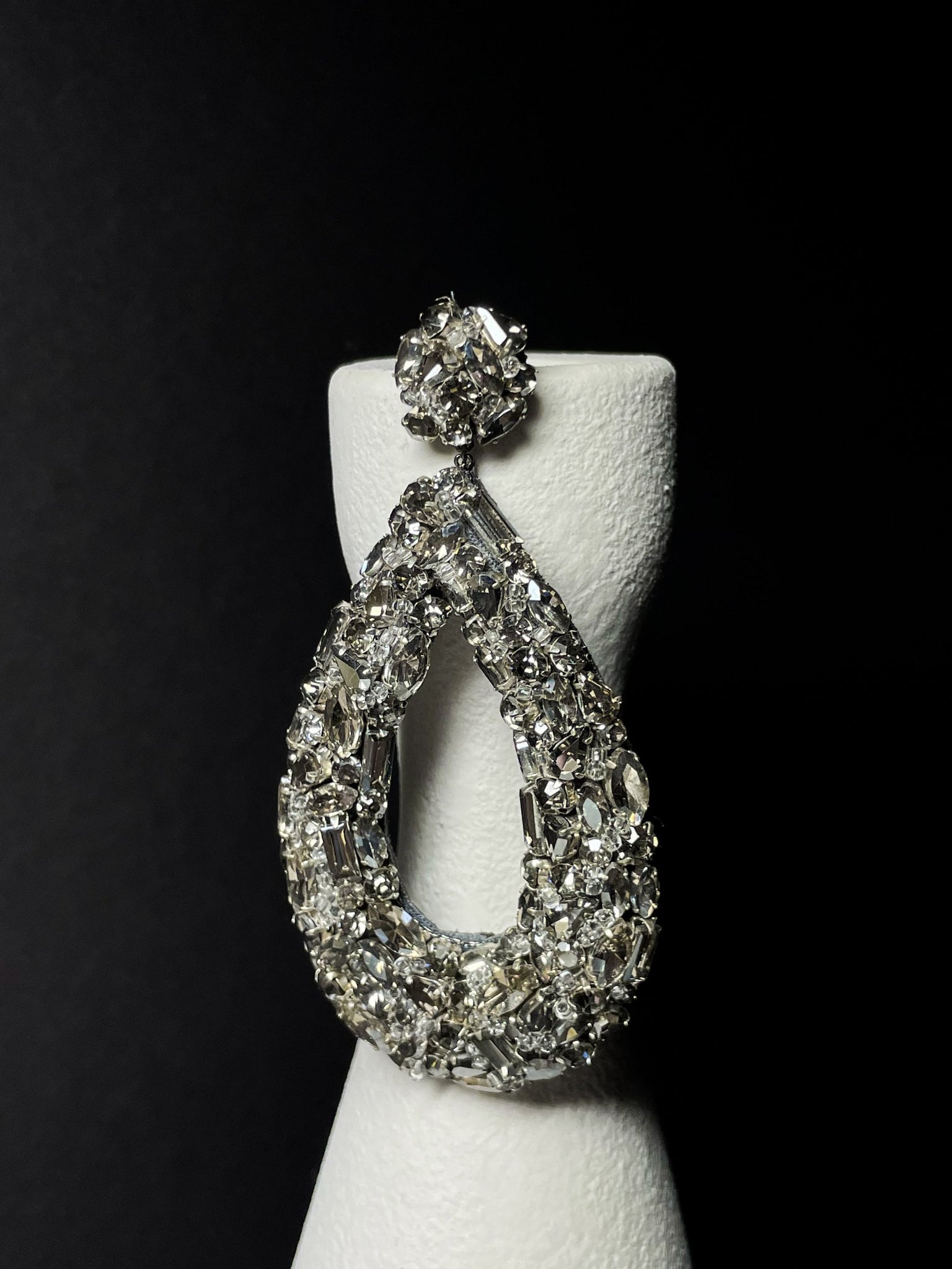 Deepa Gurnani Ohrschmuck