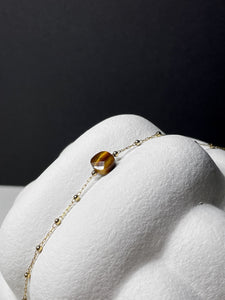 Armband aus Edelstahl mit Tigerauge
