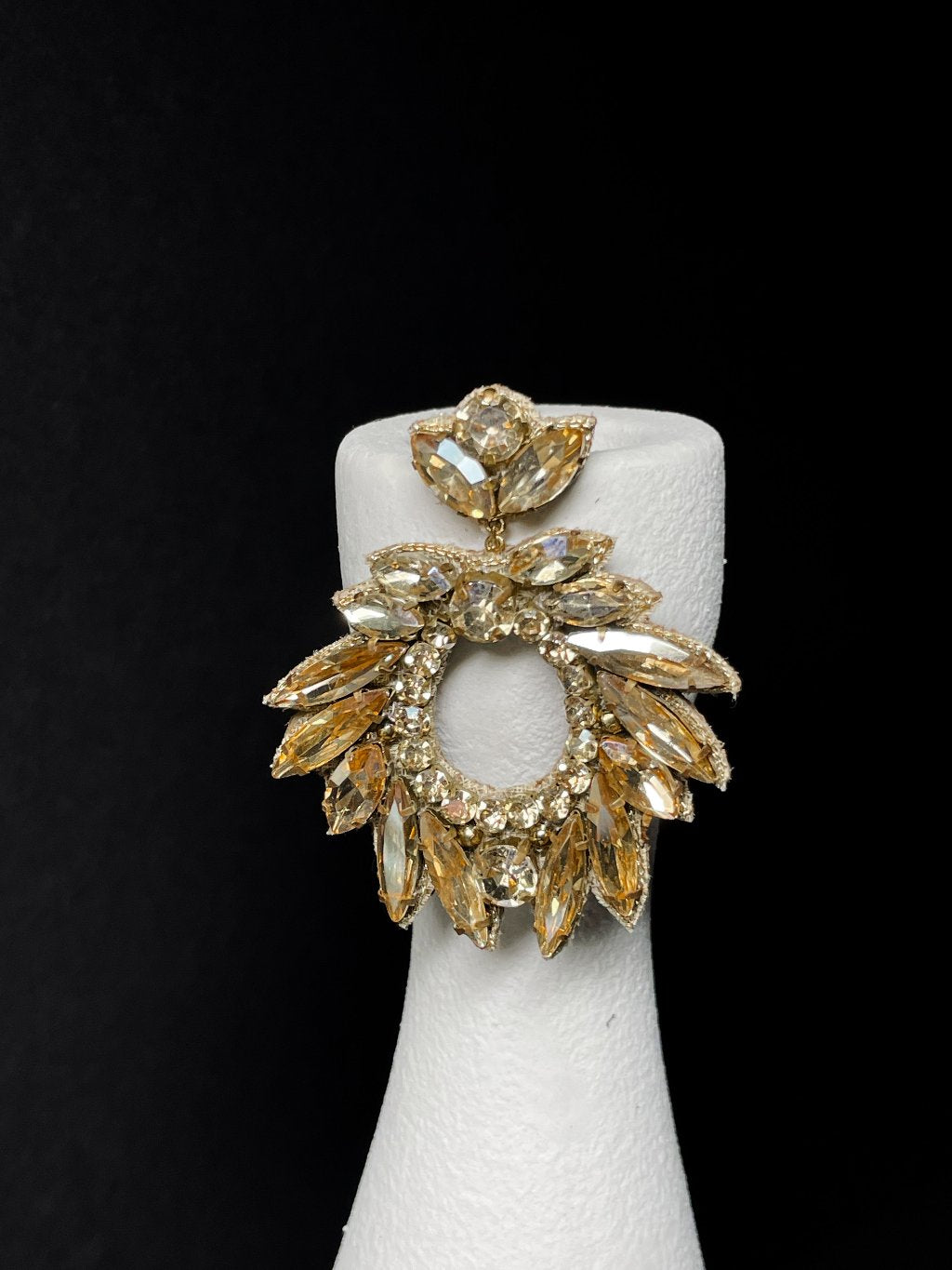 Deepa Gurnani Ohrschmuck