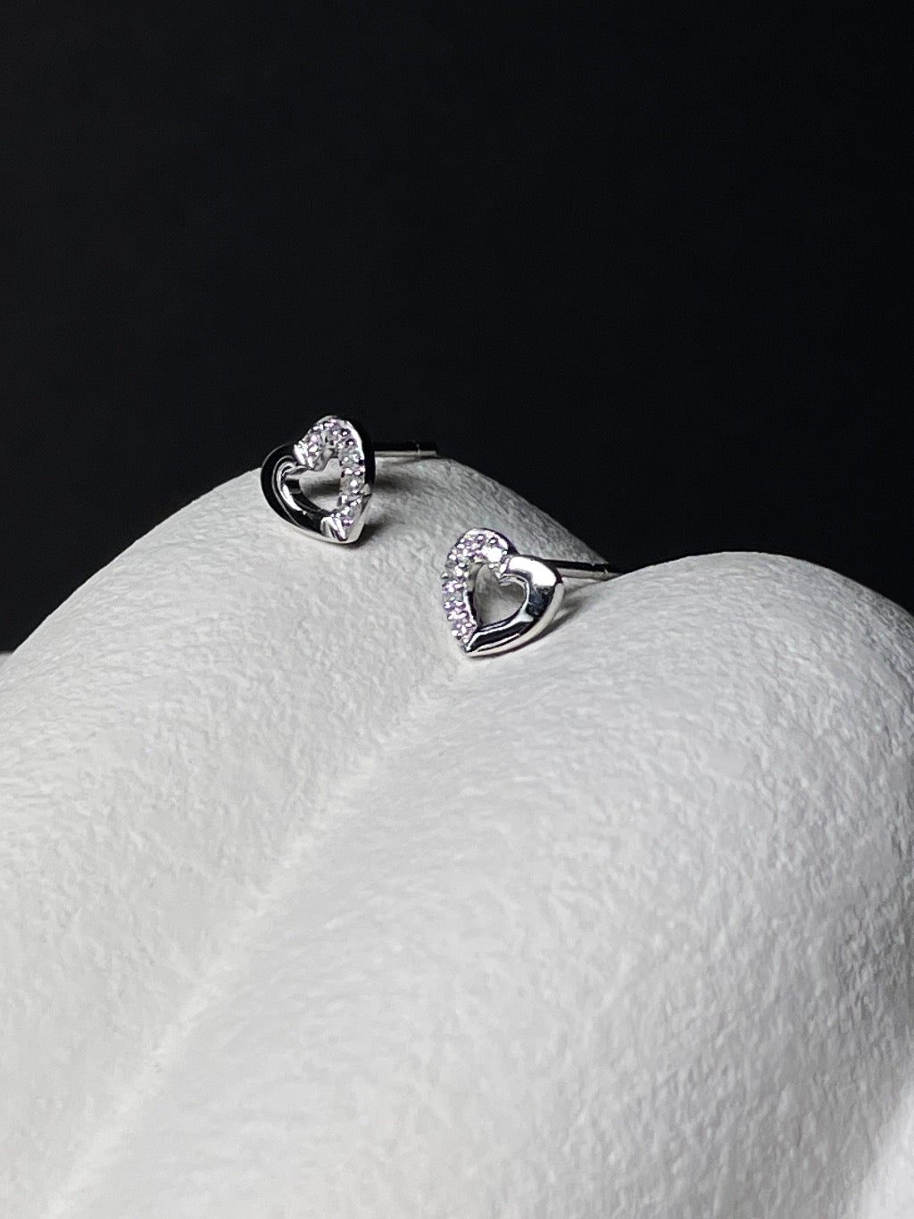 Ohrschmuck aus Weißgold mit Diamanten