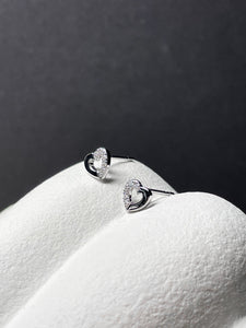 Ohrschmuck aus Weißgold mit Diamanten