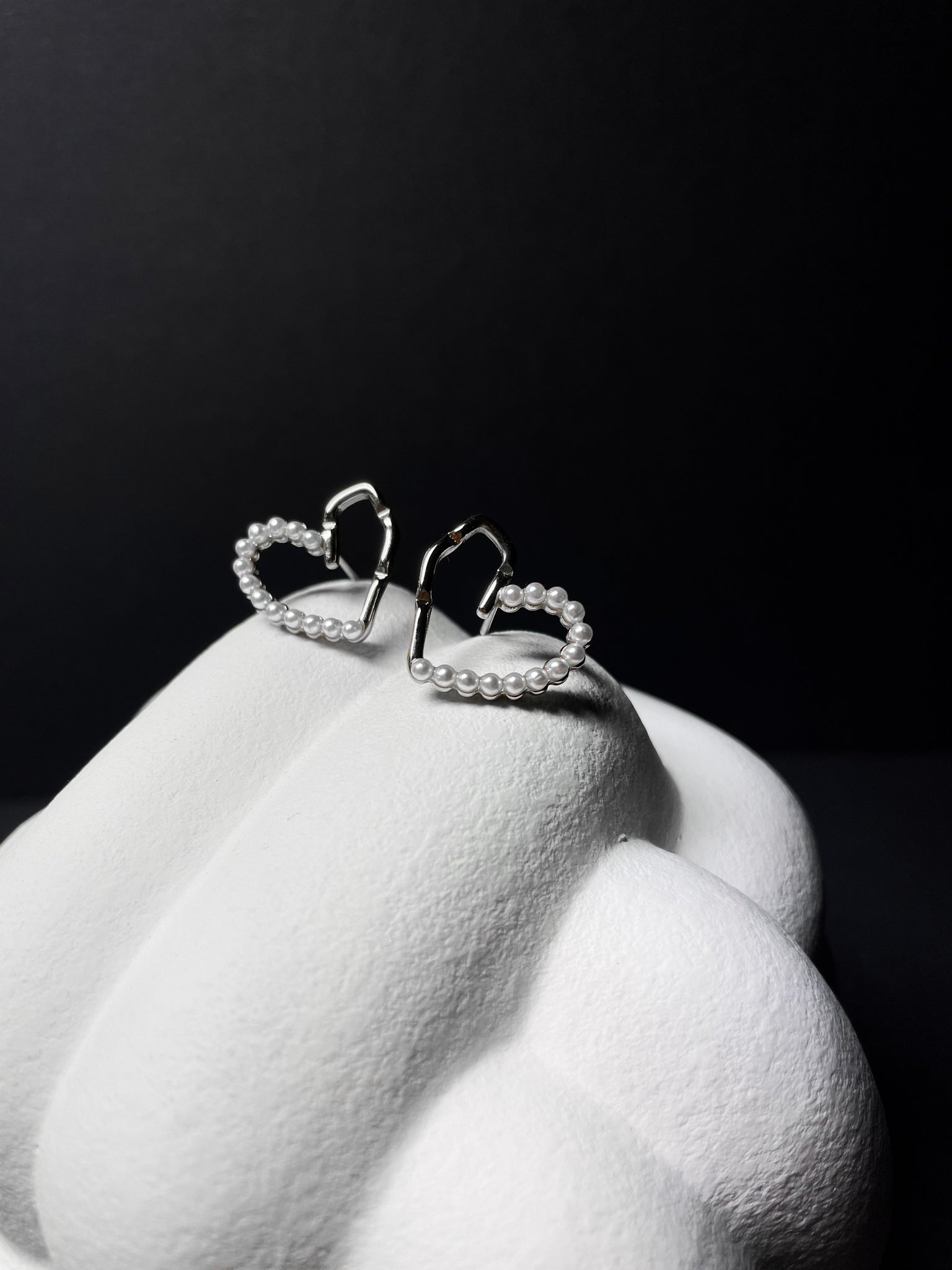 Edelstahl Ohrschmuck mit Herzmotiv