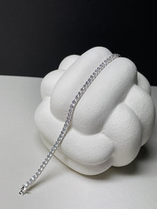 Silber Tennisarmband mit Zirkonia