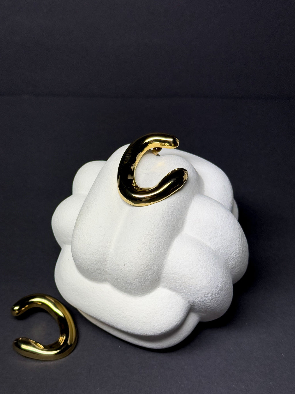 Ohrschmuck aus vergoldetem Edelstahl