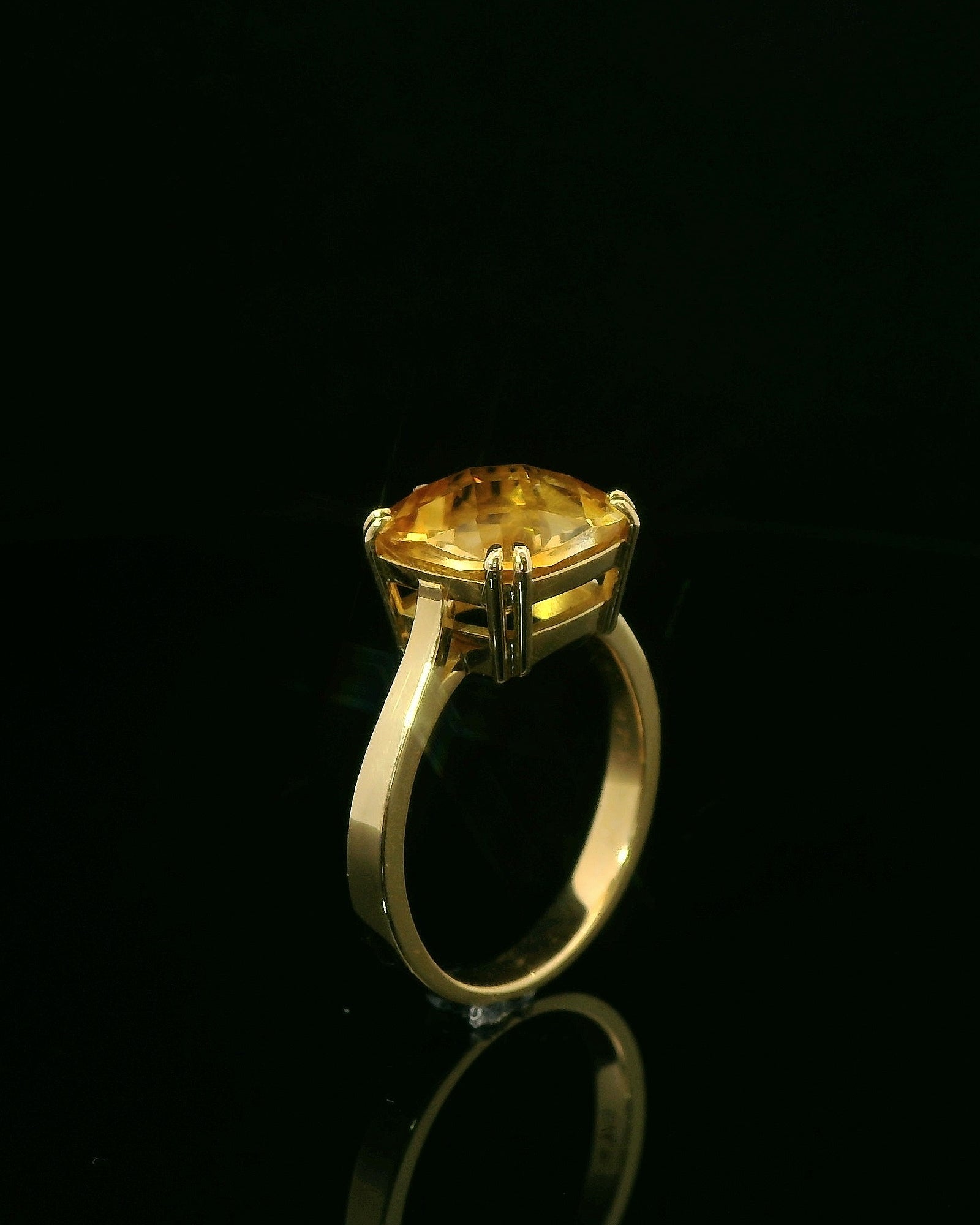 Gelbgold Ring mit Citrin