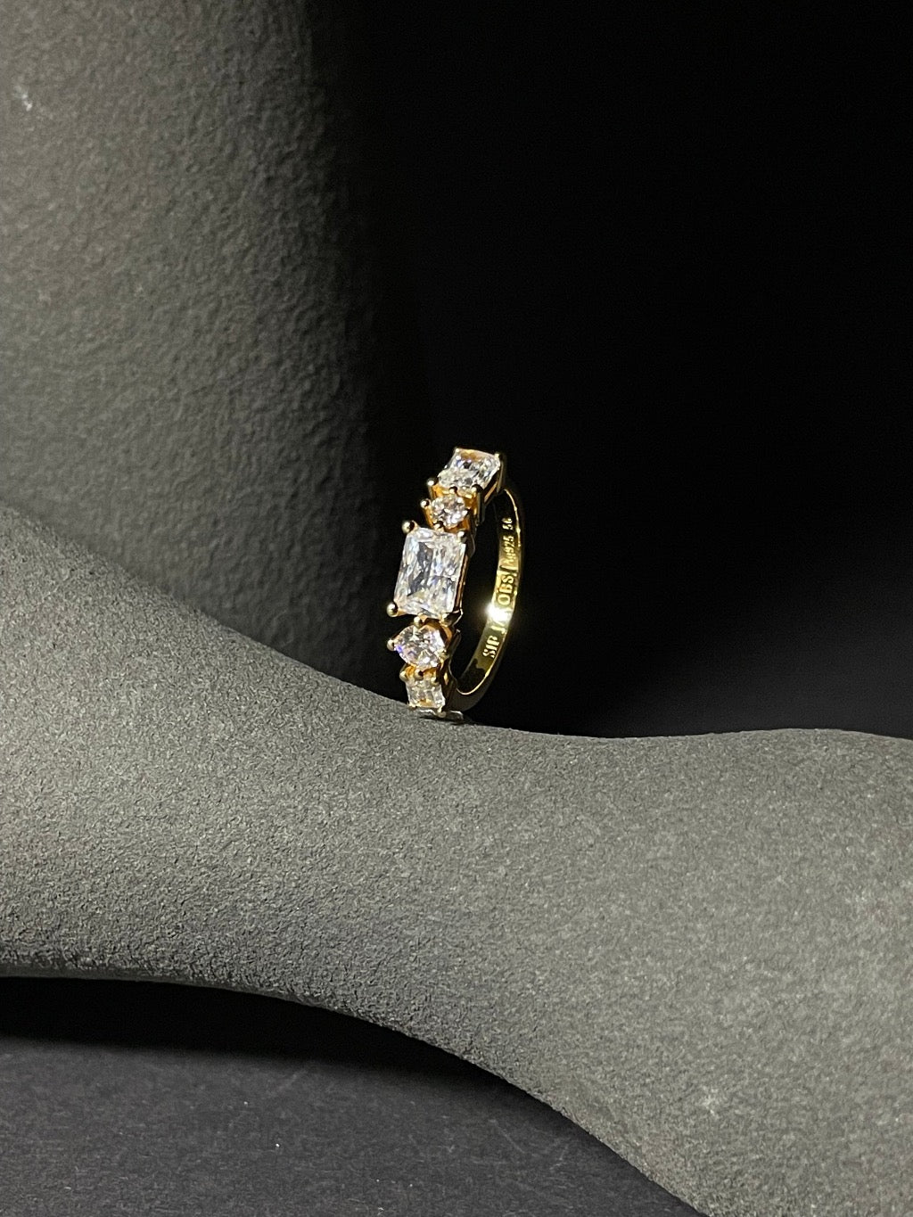 "Ivrea" Ring