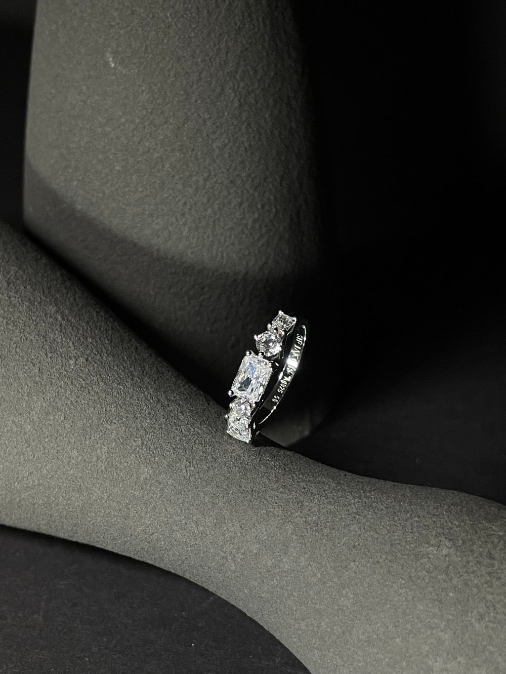 "Ivrea White" Ring